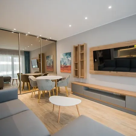 Апартаменты Promenada Apartments Side View *